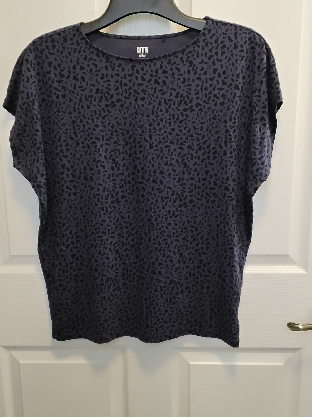 Disney Navy Blue Leopard-Print Short Sleeve‎ Tee *SIZE M